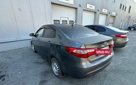 KIA Rio III рестайлинг, 2015 год, 800 000 рублей, 4 фотография