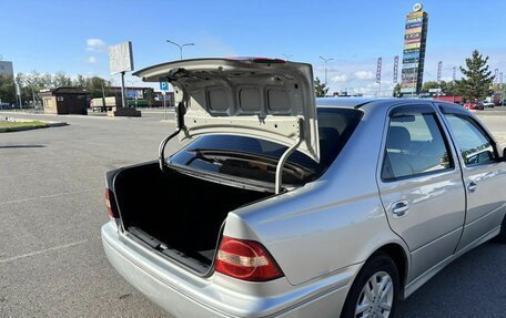 Toyota Vista V30, 2003 год, 700 000 рублей, 18 фотография