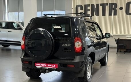 Chevrolet Niva I рестайлинг, 2018 год, 795 000 рублей, 5 фотография