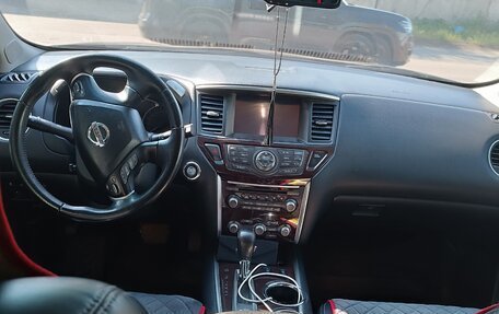 Nissan Pathfinder, 2014 год, 1 500 000 рублей, 3 фотография
