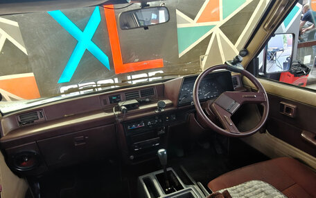 Toyota MasterAce Surf, 1985 год, 220 000 рублей, 7 фотография