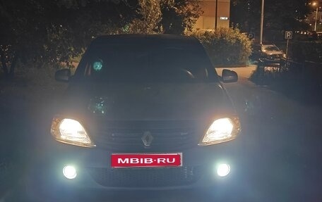 Renault Logan I, 2010 год, 370 000 рублей, 1 фотография