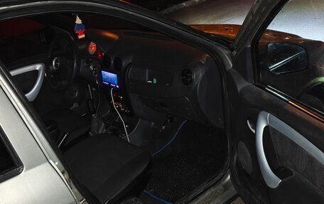 Renault Logan I, 2010 год, 370 000 рублей, 5 фотография