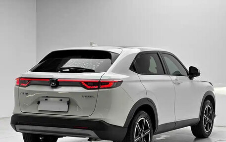 Honda Vezel, 2023 год, 1 921 255 рублей, 6 фотография