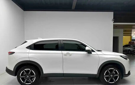 Honda Vezel, 2023 год, 1 921 255 рублей, 7 фотография