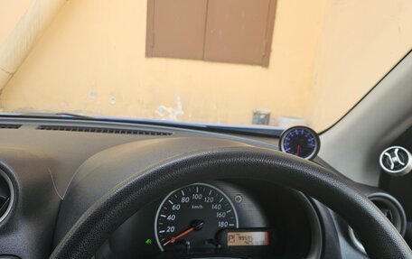 Nissan March IV, 2011 год, 750 000 рублей, 11 фотография