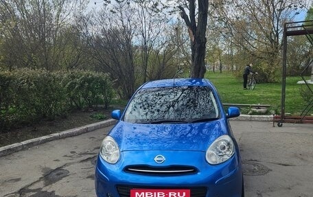 Nissan March IV, 2011 год, 750 000 рублей, 2 фотография