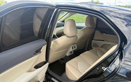 Toyota Camry, 2020 год, 3 050 000 рублей, 12 фотография