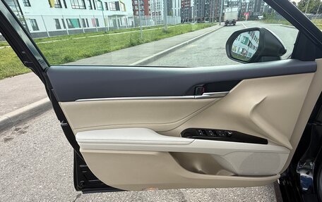 Toyota Camry, 2020 год, 3 050 000 рублей, 18 фотография