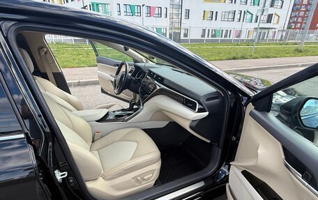 Toyota Camry, 2020 год, 3 050 000 рублей, 19 фотография