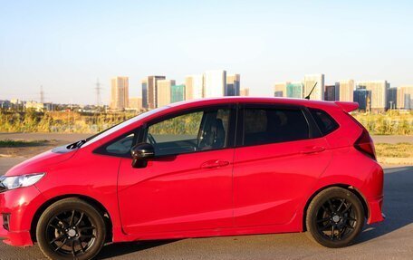 Honda Fit III, 2016 год, 1 300 000 рублей, 6 фотография