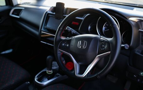Honda Fit III, 2016 год, 1 300 000 рублей, 12 фотография