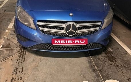 Mercedes-Benz A-Класс, 2014 год, 1 200 000 рублей, 2 фотография