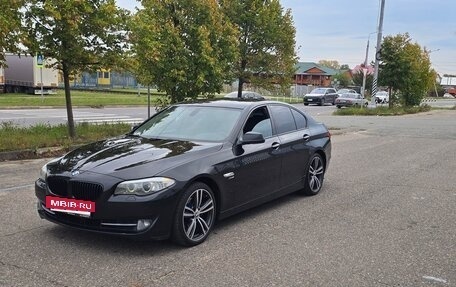 BMW 5 серия, 2011 год, 1 370 000 рублей, 2 фотография