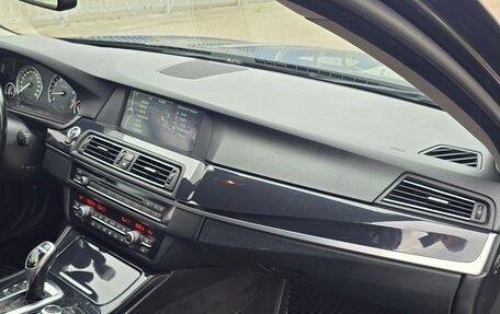 BMW 5 серия, 2011 год, 1 370 000 рублей, 16 фотография