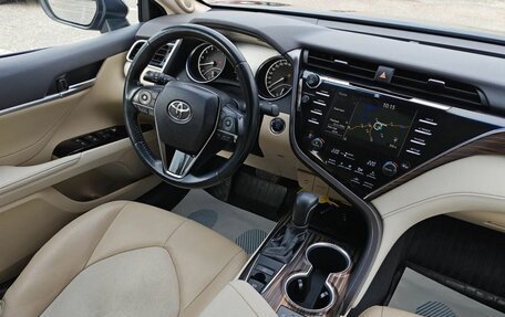 Toyota Camry, 2019 год, 2 997 000 рублей, 10 фотография