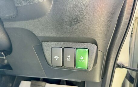 Honda Fit Shuttle I рестайлинг, 2012 год, 1 049 000 рублей, 17 фотография