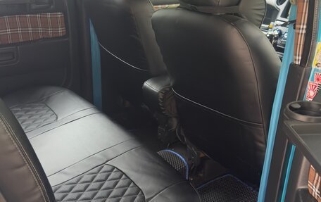 Toyota bB I рестайлинг, 2002 год, 600 000 рублей, 8 фотография