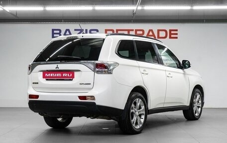 Mitsubishi Outlander III рестайлинг 3, 2012 год, 1 599 000 рублей, 6 фотография
