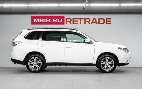 Mitsubishi Outlander III рестайлинг 3, 2012 год, 1 599 000 рублей, 5 фотография