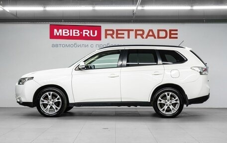 Mitsubishi Outlander III рестайлинг 3, 2012 год, 1 599 000 рублей, 9 фотография