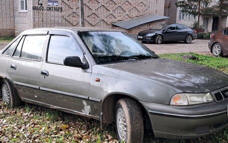 Daewoo Nexia I рестайлинг, 2004 год, 35 000 рублей, 7 фотография