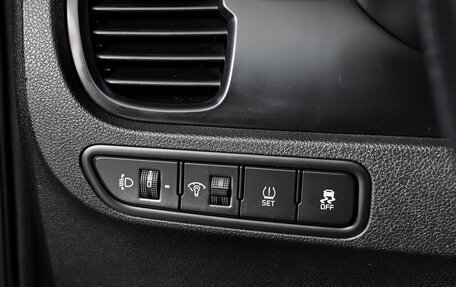 KIA Rio IV, 2018 год, 16 фотография