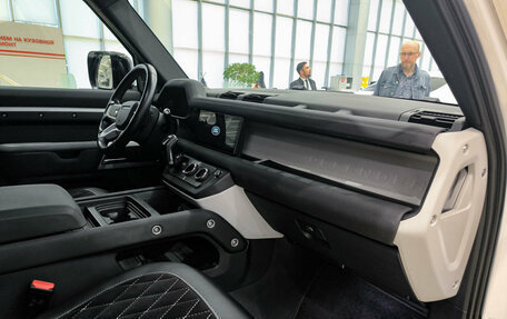 Land Rover Defender II, 2020 год, 4 950 000 рублей, 13 фотография