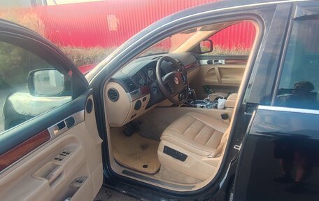 Volkswagen Touareg III, 2004 год, 790 000 рублей, 8 фотография