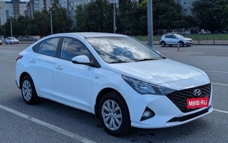 Hyundai Solaris II рестайлинг, 2020 год, 1 380 000 рублей, 3 фотография