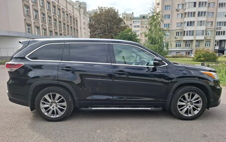 Toyota Highlander III, 2014 год, 2 280 000 рублей, 6 фотография