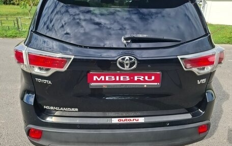 Toyota Highlander III, 2014 год, 2 280 000 рублей, 8 фотография