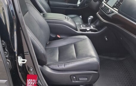 Toyota Highlander III, 2014 год, 2 280 000 рублей, 11 фотография