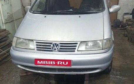 Volkswagen Sharan I рестайлинг, 1996 год, 320 000 рублей, 3 фотография