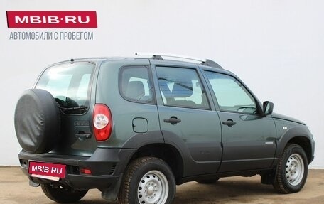 Chevrolet Niva I рестайлинг, 2017 год, 739 000 рублей, 5 фотография