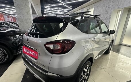 Renault Kaptur I рестайлинг, 2017 год, 1 565 000 рублей, 5 фотография