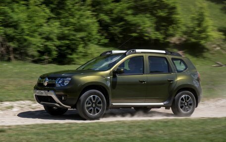 Renault Duster I рестайлинг, 2017 год, 1 340 000 рублей, 2 фотография