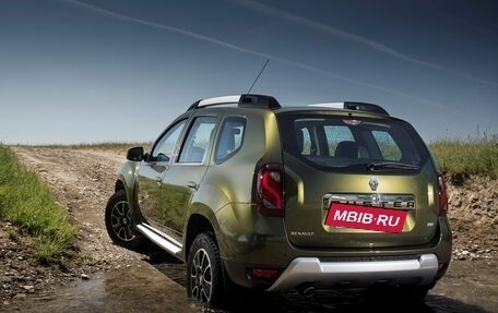 Renault Duster I рестайлинг, 2017 год, 1 340 000 рублей, 4 фотография