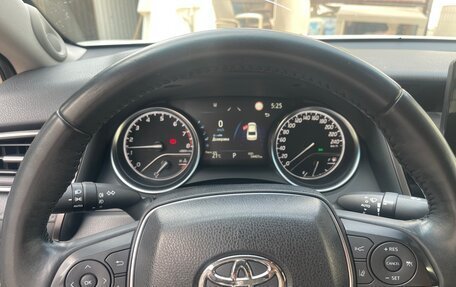 Toyota Camry, 2021 год, 3 400 000 рублей, 21 фотография