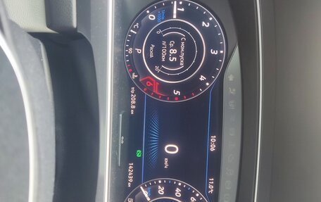 Volkswagen Tiguan II, 2017 год, 2 849 999 рублей, 14 фотография
