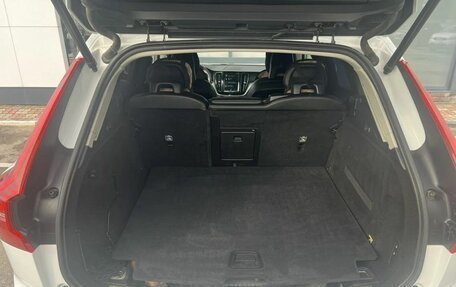 Volvo XC60 II, 2018 год, 3 126 000 рублей, 12 фотография