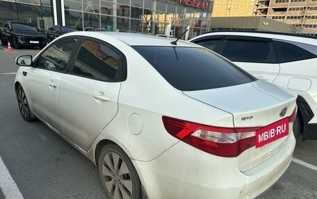 KIA Rio III рестайлинг, 2012 год, 860 000 рублей, 2 фотография