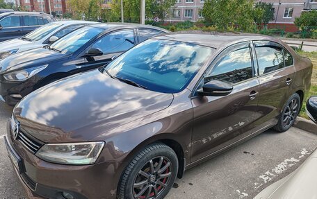Volkswagen Jetta VI, 2014 год, 1 065 000 рублей, 3 фотография