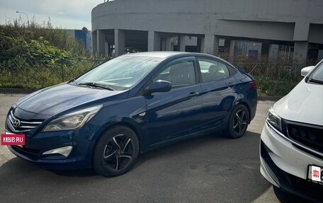 Hyundai Solaris II рестайлинг, 2016 год, 670 000 рублей, 3 фотография