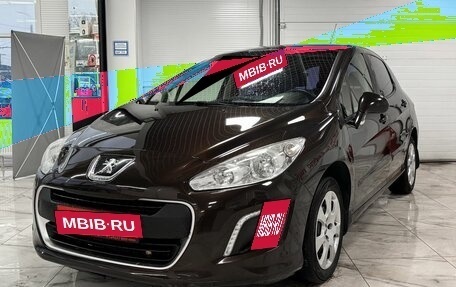 Peugeot 308 II, 2011 год, 569 000 рублей, 2 фотография