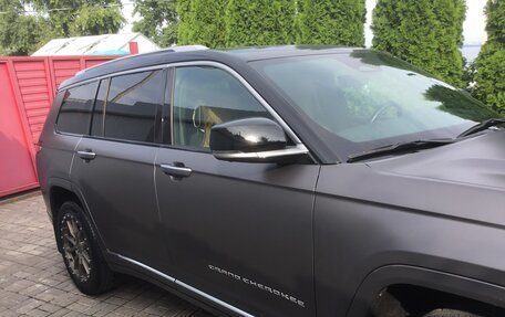 Jeep Grand Cherokee, 2023 год, 8 250 000 рублей, 5 фотография