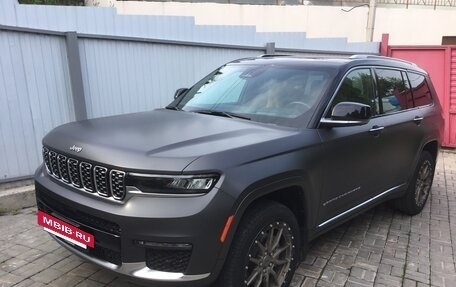Jeep Grand Cherokee, 2023 год, 8 250 000 рублей, 10 фотография