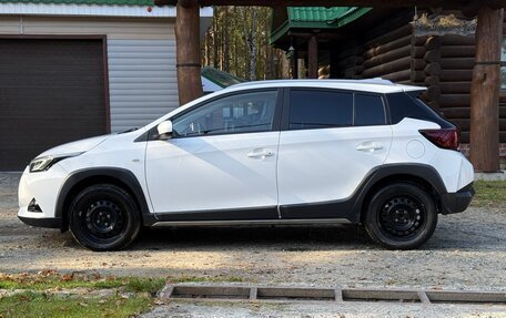 Toyota Yaris XP150 рестайлинг, 2022 год, 1 700 000 рублей, 3 фотография