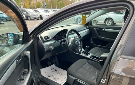 Volkswagen Passat B7, 2011 год, 909 000 рублей, 10 фотография