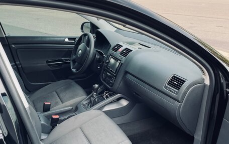 Volkswagen Golf V, 2003 год, 550 000 рублей, 12 фотография